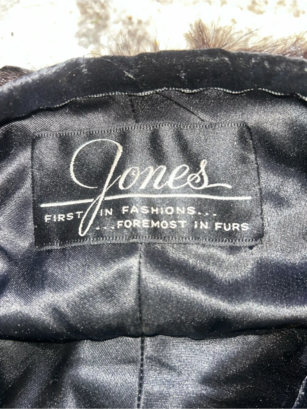 Vintage Jones Black Genuine Fur Stole Cape Wrap Satin Lined Old Hollywood